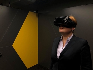 VoxBox team offers virtual reality scream therapy for stress