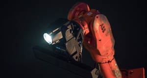 Robots guide SGM lights in Hull City of Culture installations